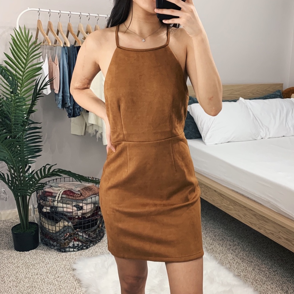 Camel Halter Dress - Picture 4 of 7